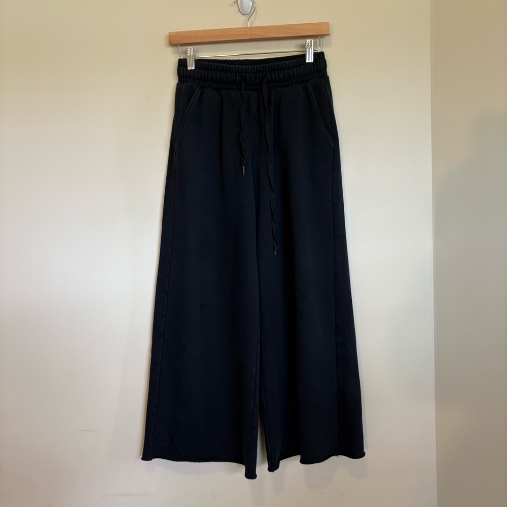 Samewills medium Black Wide-Leg‎ Pants raw hem